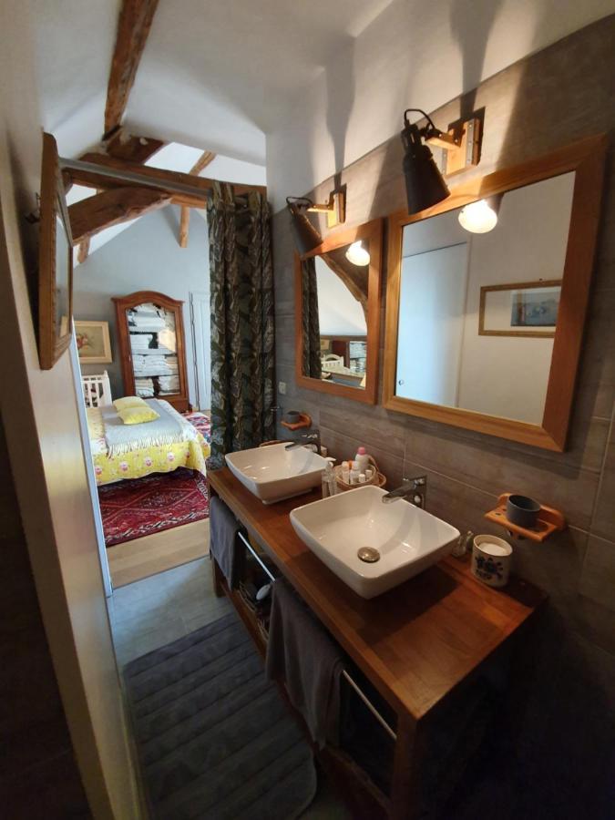 Les Glycines Bed & Breakfast Ury Exterior photo